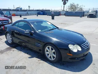 2003 Mercedes-Benz SL 500 z VIN WDBSK75F23F015866, wystawiony jako IAAI lot #42415510 z przebiegiem 141 049 mil mil oraz . Historia ofert i sprzedaży dostępna na DreamBid. Obrazek 1.
