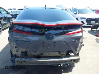 2021 Toyota Prius LE с VIN JTDKAMFPXM3190833, выставлен на аукционе IAAI как лот 42443864 с пробегом 133 146 миль миль и . История ставок и продаж доступна на DreamBid. Изображение 17.