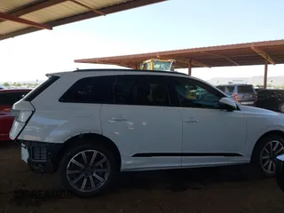 2023 Audi Q7 Premium Plus with VIN WA1LCBF75PD006040, listed as a IAAI auction lot 42478728 with 29,457 mi miles and . Bid and sale history available at DreamBid. Image 14.