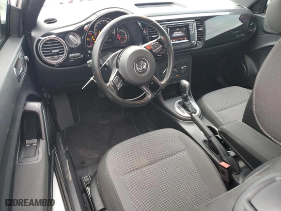 2019 Volkswagen Beetle S with VIN 3VWFD7AT7KM702166, listed as a Copart auction lot 80186684 with 27,998 mi miles and Salvage Title. Bid and sale history available at carsss.com. Image 8.