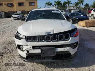2023 Jeep Compass Latitude with VIN 3C4NJDBN2PT553149, listed as a Copart auction lot 66274705 with 46,236 mi miles and Clean title. Bid and sale history available at DreamBid. Image 5.