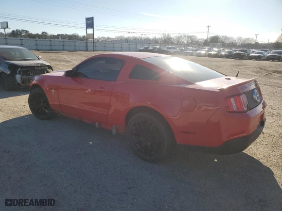 2010 Ford Mustang V6 with VIN 1ZVBP8AN5A5134923, listed as a Copart auction lot 45815465 with 134,868 mi miles and Salvage Title. Bid and sale history available at carsss.com. Image 2.