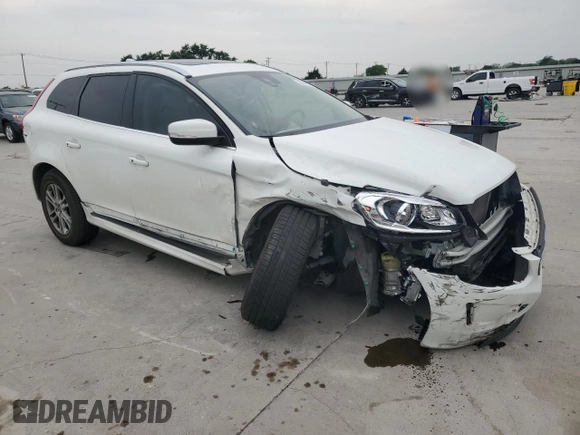 2016 Volvo XC60 T5 Drive-E Premier z VIN YV440MDK4G2802230, wystawiony jako Copart lot #53630115 z przebiegiem 45 417 mil mil oraz Szkoda całkowita • Salvage title. Historia ofert i sprzedaży dostępna na DreamBid. Obrazek 4.