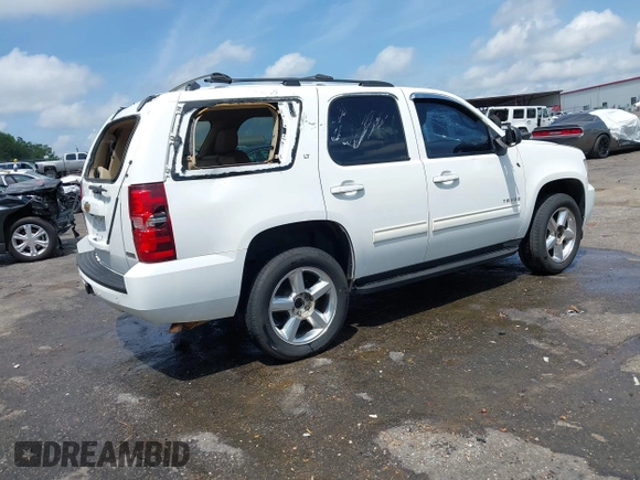 2012 Chevrolet Tahoe LT z VIN 1GNSCBE00CR176056, wystawiony jako IAAI lot #42091159 z przebiegiem 216 650 mil mil oraz . Historia ofert i sprzedaży dostępna na DreamBid. Obrazek 4.