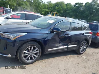 2022 Acura RDX Technology with VIN 5J8TC2H55NL010661, listed as a IAAI auction lot 42418413 with 26,609 mi miles and . Bid and sale history available at DreamBid. Image 6.