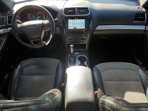 2017 Ford Explorer XLT with VIN 1FM5K8D89HGE15864, listed as a Copart auction lot 50827285 with 167,146 mi miles and Salvage Title. Bid and sale history available at carsss.com. Image 8.