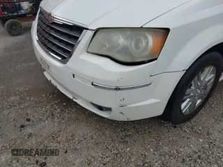 2008 Chrysler Town & Country Limited with VIN 2A8HR64X38R629667, listed as a IAAI auction lot 41941545 with 263,955 mi miles. Bid and sale history available at carsss.com. Image 6.