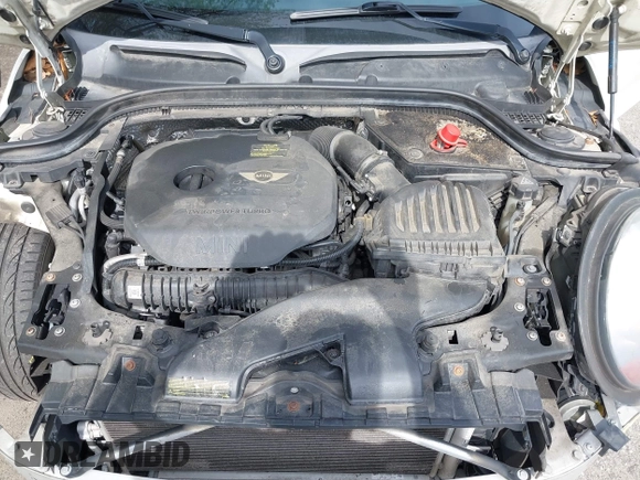 2014 MINI Hardtop S with VIN WMWXM7C55ET970769, listed as a IAAI auction lot 42181868 with 173,839 mi miles and . Bid and sale history available at DreamBid. Image 10.