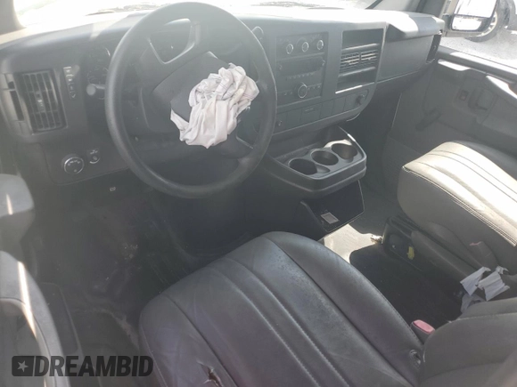 2012 Chevrolet Express Cargo z VIN 1GCSGAFXXC1158990, wystawiony jako Copart lot #58536585 z przebiegiem Nie podano mil oraz Czysty tytuł • Clean title. Historia ofert i sprzedaży dostępna na DreamBid. Obrazek 8.