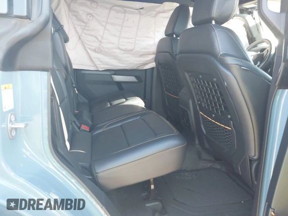 2023 Ford Bronco с VIN 1FMEE5DH3PLB53030, выставлен на аукционе IAAI как лот 41485605 с пробегом 38 808 миль миль и . История ставок и продаж доступна на DreamBid. Изображение 8.