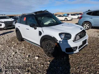 2020 MINI Countryman Oxford Edition with VIN WMZYW3C08L3M26925, listed as a Copart auction lot 81140074 with 0 mi miles and Salvage Title. Bid and sale history available at carsss.com. Image 13.