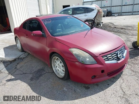 2009 Nissan Altima 3.5 SE with VIN 1N4BL24E39C141633, listed as a IAAI auction lot 41959211 with 135,802 mi miles. Bid and sale history available at carsss.com. Image 1.