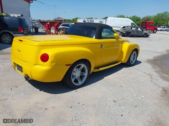 2004 Chevrolet SSR LS with VIN 1GCES14P54B108959, listed as a IAAI auction lot 41945649 with 129,202 mi miles. Bid and sale history available at carsss.com. Image 4.