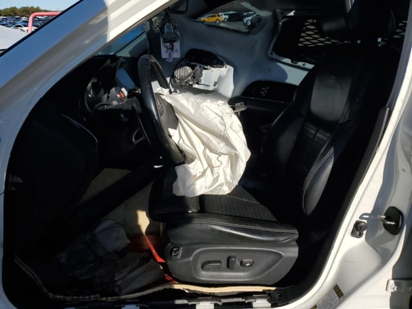 2014 Infiniti Q50 Sport with VIN JN1BV7AP7EM689505, listed as a Copart auction lot 80259044 with Not Provided miles and Salvage Title. Bid and sale history available at DreamBid. Image 7.