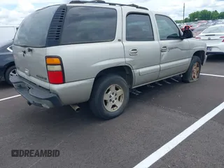 2004 Chevrolet Tahoe LS z VIN 1GNEC13Z84R140433, wystawiony jako IAAI lot #42352311 z przebiegiem Nie podano mil oraz . Historia ofert i sprzedaży dostępna na DreamBid. Obrazek 4.