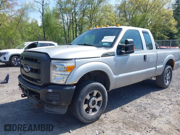 2013 Ford F-250 XL z VIN 1FT7X2B66DEA06885, wystawiony jako IAAI lot #42240723 z przebiegiem 136 062 mil mil oraz . Historia ofert i sprzedaży dostępna na DreamBid. Obrazek 2.