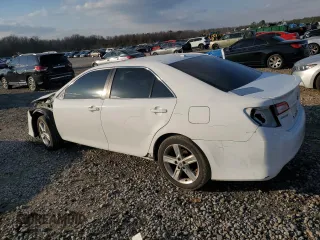 2013 Toyota Camry L with VIN 4T1BF1FK8DU685932, listed as a Copart auction lot 87695995 with 125,930 mi miles and Salvage Title. Bid and sale history available at DreamBid. Image 2.