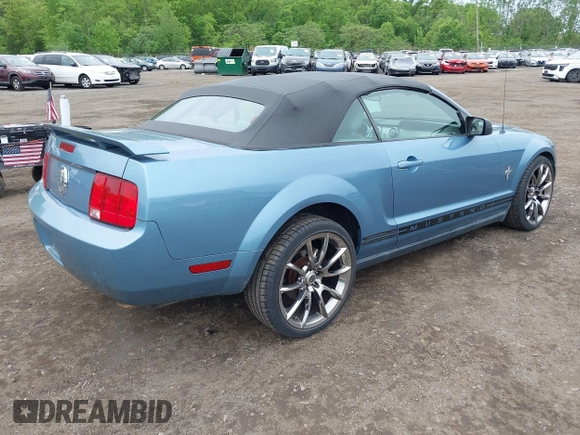 2006 Ford Mustang Standard с VIN 1ZVHT84N765220050, выставлен на аукционе IAAI как лот 42231993 с пробегом 123 880 миль миль и . История ставок и продаж доступна на DreamBid. Изображение 4.