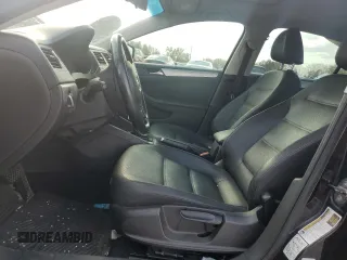 2011 Volkswagen Jetta SEL with VIN 3VWLZ7AJ3BM390981, listed as a Copart auction lot 78370234 with 178,114 mi miles and Salvage title. Bid and sale history available at DreamBid. Image 7.
