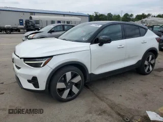 2022 Volvo C40 Recharge Pure Electric Ultimate with VIN YV4ED3GB6N2000581, listed as a Copart auction lot 57756094 with 18,060 mi miles and Salvage Title. Bid and sale history available at carsss.com. Image 1.