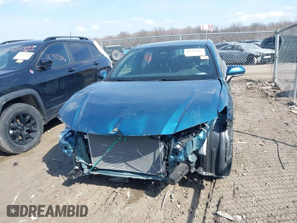 2025 Toyota Camry LE z VIN 4T1DBADK3SU512081, wystawiony jako IAAI lot #41762607 z przebiegiem 6 112 mil mil oraz . Historia ofert i sprzedaży dostępna na DreamBid. Obrazek 13.