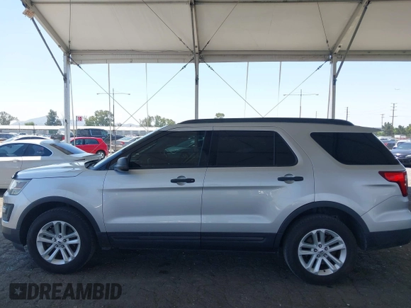 2017 Ford Explorer z VIN 1FM5K8B8XHGB23398, wystawiony jako IAAI lot #42208171 z przebiegiem 106 244 mil mil oraz . Historia ofert i sprzedaży dostępna na DreamBid. Obrazek 14.