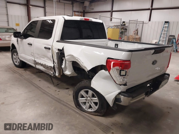 2021 Ford F-150 XL with VIN 1FTEW1C57MFA71572, listed as a IAAI auction lot 41549588 with 82,389 mi miles and . Bid and sale history available at carsss.com. Image 3.