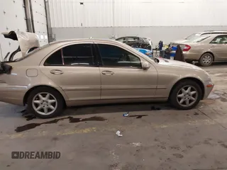 2003 Mercedes-Benz C 240 с VIN WDBRF81J13F426419, выставлен на аукционе IAAI как лот 41522789 с пробегом 107 402 миль миль и . История ставок и продаж доступна на DreamBid. Изображение 13.
