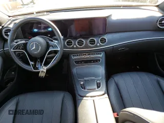 2021 Mercedes-Benz E-Class E 350 with VIN W1KZF8DB7MA960521, listed as a Copart auction lot 71295032 with 37,610 mi miles. Bid and sale history available at carsss.com. Image 8.