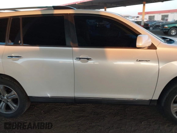 2011 Toyota Highlander Limited with VIN 5TDDK3EH4BS064313, listed as a IAAI auction lot 40934105 with 155,204 mi miles and . Bid and sale history available at DreamBid. Image 13.