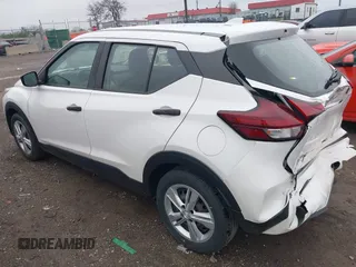 2022 Nissan Kicks S with VIN 3N1CP5BV1NL507193, listed as a IAAI auction lot 41907513 with 21,807 mi miles and . Bid and sale history available at carsss.com. Image 3.