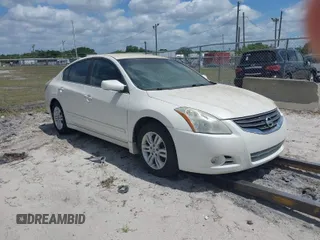 2011 Nissan Altima 2.5 S with VIN 1N4AL2AP4BC175412, listed as a IAAI auction lot 42074019 with 292,549 mi miles. Bid and sale history available at carsss.com. Image 1.