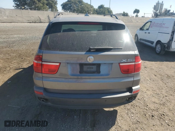 2010 BMW X5 35d with VIN 5UXFF0C52ALJ99051, listed as a Copart auction lot 75686444 with 151,993 mi miles and Clean Title. Bid and sale history available at carsss.com. Image 6.