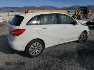 2014 Mercedes-Benz B Electric Drive with VIN WDDVP9AB3EJ001785, listed as a Copart auction lot 87238994 with 101,543 mi miles and Salvage Title. Bid and sale history available at DreamBid. Image 3.