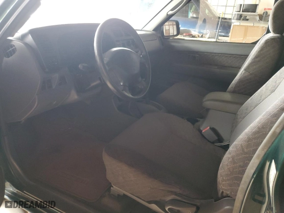 2000 Nissan Xterra XE with VIN 5N1ED28Y8YC567126, listed as a Copart auction lot 43042455 with 91,751 mi miles and Salvage Title. Bid and sale history available at carsss.com. Image 7.