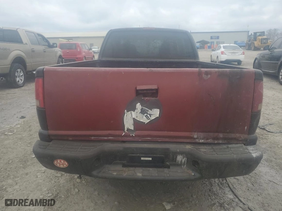 2001 Chevrolet S-10 with VIN 1GCCS195118190521, listed as a Copart auction lot 43793395 with 0 mi miles and Salvage Title. Bid and sale history available at carsss.com. Image 6.