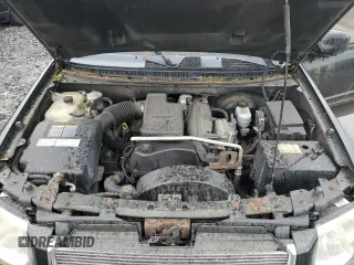 2005 GMC Envoy SLT with VIN 1GKDT13S452324077, listed as a Copart auction lot 57836195 with 299,146 mi miles and Clean title. Bid and sale history available at DreamBid. Image 12.
