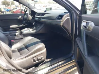 2014 Lexus CT 200h Hybrid with VIN JTHKD5BH7E2195361, listed as a IAAI auction lot 41992404 with 210,313 mi miles. Bid and sale history available at carsss.com. Image 5.