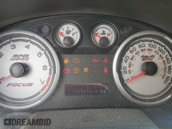 2009 Ford Focus SE z VIN 1FAHP35N29W126266, wystawiony jako Copart lot #56886465 z przebiegiem 420 672 mil mil oraz Czysty tytuł • Clean title. Historia ofert i sprzedaży dostępna na DreamBid. Obrazek 9.