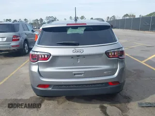 2020 Jeep Compass Latitude w/Sun/Safety Pkg with VIN 3C4NJCBB3LT257860, listed as a IAAI auction lot 41601408 with 72,364 mi miles. Bid and sale history available at carsss.com. Image 17.