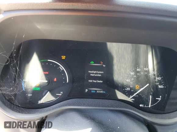 2021 Toyota Sienna LE с VIN 5TDKRKECXMS056186, выставлен на аукционе Copart как лот 57357395 с пробегом 30 580 миль миль и Списание • Salvage title. История ставок и продаж доступна на DreamBid. Изображение 9.