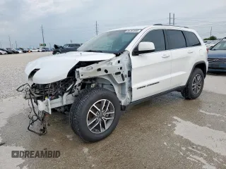 2020 Jeep Grand Cherokee Altitude z VIN 1C4RJFAG0LC384349, wystawiony jako Copart lot #55787595 z przebiegiem 87 413 mil mil oraz Czysty tytuł • Clean title. Historia ofert i sprzedaży dostępna na DreamBid. Obrazek 1.