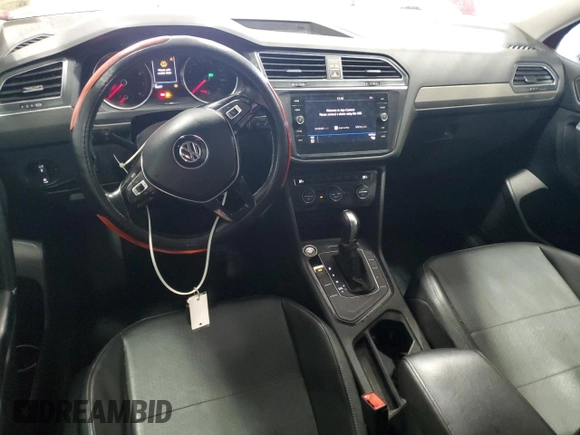 2018 Volkswagen Tiguan SEL with VIN 3VV3B7AX0JM124135, listed as a Copart auction lot 60721155 with 98,247 mi miles and Salvage title. Bid and sale history available at DreamBid. Image 8.