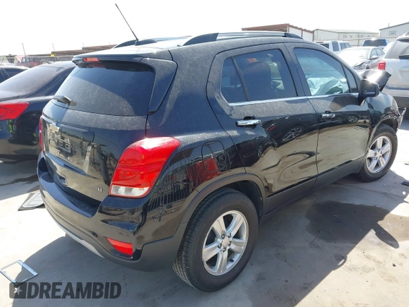 2020 Chevrolet Trax LT with VIN 3GNCJLSB0LL316958, listed as a IAAI auction lot 41786602 with 75,180 mi miles. Bid and sale history available at carsss.com. Image 4.