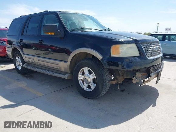2004 Ford Expedition Eddie Bauer with VIN 1FMPU17L64LB37520, listed as a IAAI auction lot 41772378 with 305,126 mi miles. Bid and sale history available at carsss.com. Image 1.