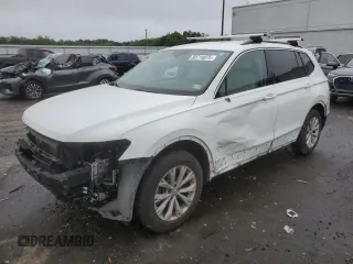 2018 Volkswagen Tiguan SEL z VIN 3VV3B7AX1JM090285, wystawiony jako Copart lot #60719875 z przebiegiem 91 381 mil mil oraz Szkoda całkowita • Salvage title. Historia ofert i sprzedaży dostępna na DreamBid. Obrazek 1.
