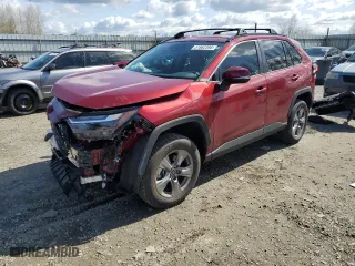 2022 Toyota RAV4 XLE with VIN 2T3P1RFV6NW256570, listed as a Copart auction lot 51862395 with 11,115 mi miles and Salvage Title. Bid and sale history available at carsss.com. Image 1.