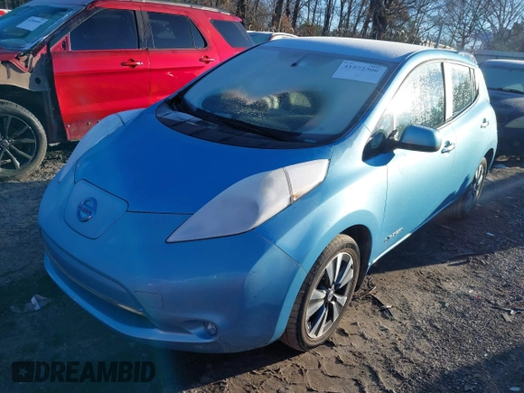 2015 Nissan LEAF SV with VIN 1N4AZ0CP1FC318788, listed as a IAAI auction lot 41572300 with 144,452 mi miles. Bid and sale history available at carsss.com. Image 2.