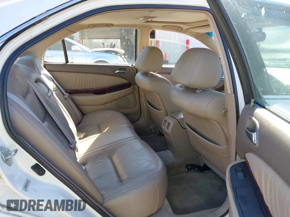 2003 Acura TL with VIN 19UUA56633A003918, listed as a IAAI auction lot 41881073 with 158,697 mi miles. Bid and sale history available at carsss.com. Image 8.