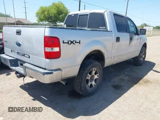 2004 Ford F-150 XLT with VIN 1FTRW14W24KC51607, listed as a IAAI auction lot 42015269 with 1 mi miles. Bid and sale history available at carsss.com. Image 4.